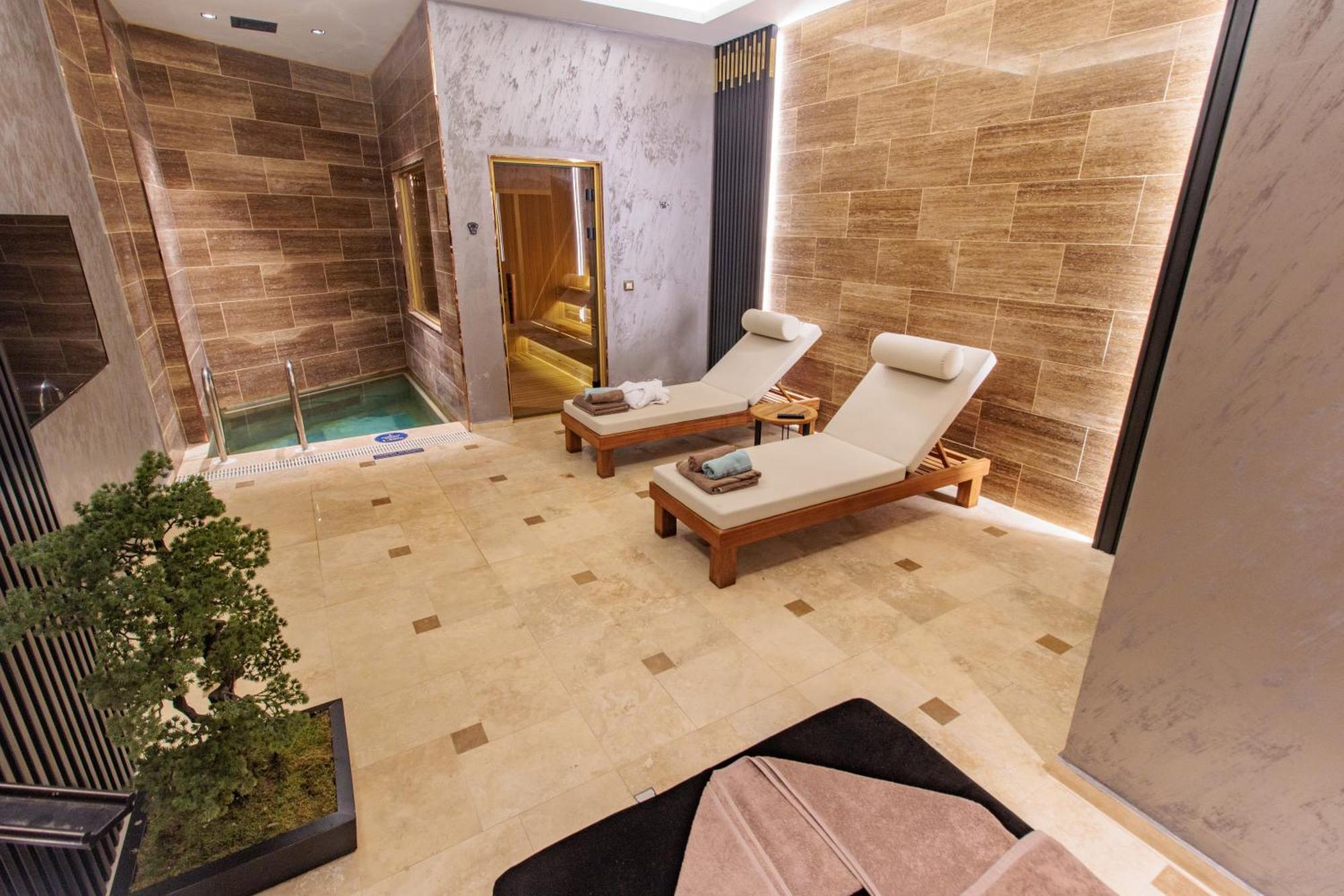 Anadolu Hotels Esenboga Thermal Exterior photo