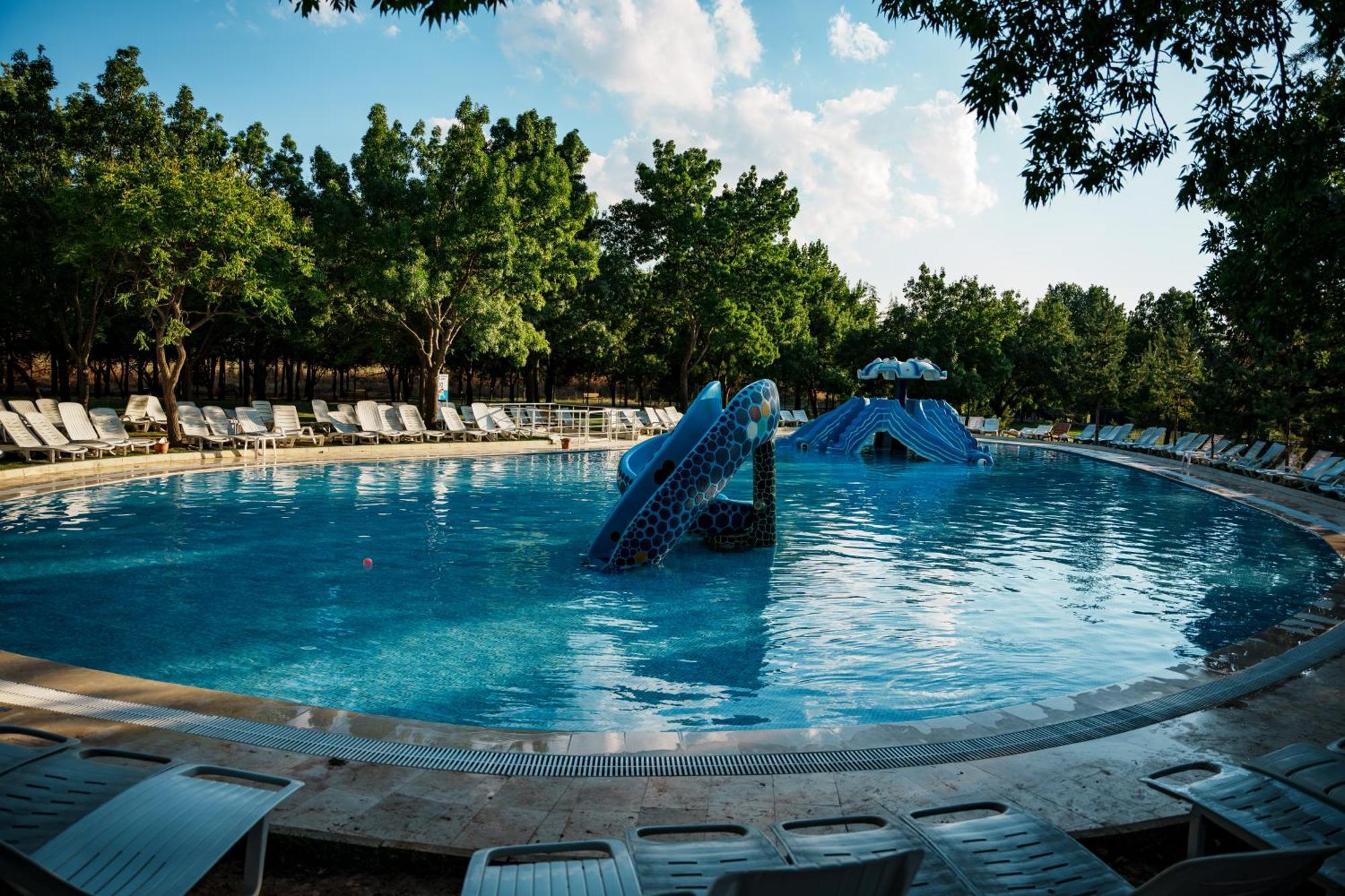 Anadolu Hotels Esenboga Thermal Exterior photo